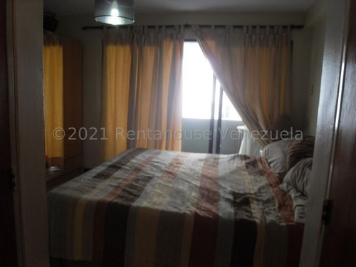 Imagen 25 de 30 de Gustavo Zavala Rentahouse 22-13589