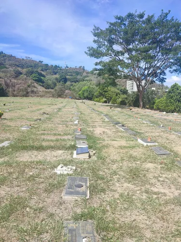 Parcela Cementerio Del Este