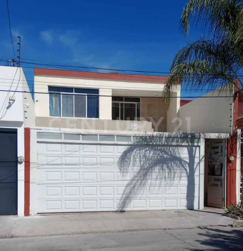 Casa En Venta En Jardines De La Asunción, Aguascalientes