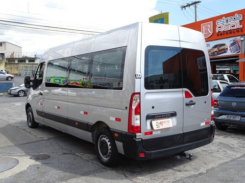 Renault Master 2.3 Dci Diesel Minibus Executive 16l L3h2 3p