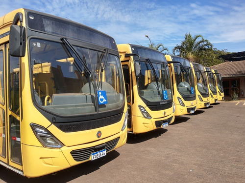 Imagem 5 de 7 de Ônibus Coletivo 2015