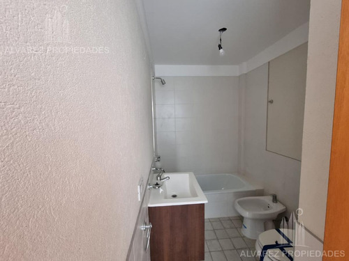 Imagen 10 de 22 de Departamento 2 Ambientes Venta Castelar Patio