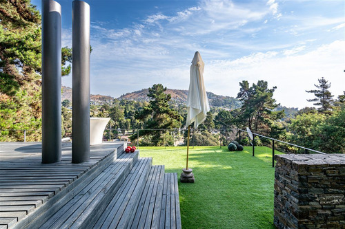 Arquitectura Moderna A Pasos De La Playa De Zapallar