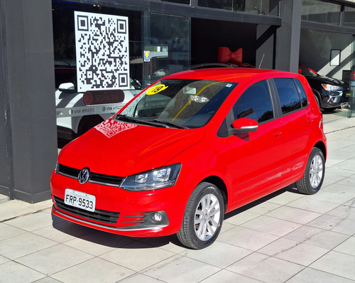 Volkswagen Fox 1.6 Connect Total Flex I-motion 5p