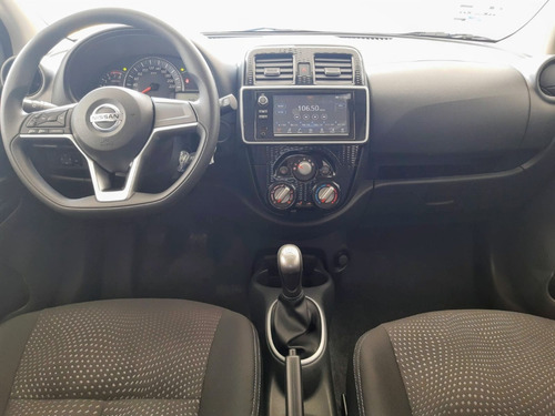 Imagen 9 de 13 de Nissan March 1.6 Advance T/m