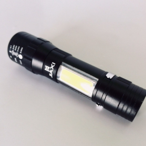 Kit Lanterna Power Light + Alicate Multitool + Pederneira