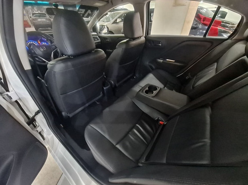 Imagem 10 de 12 de Honda City 1.5 Ex 16v 2015