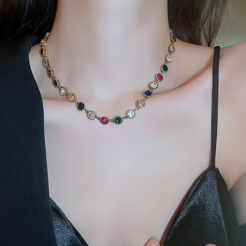 Collar Con Círculo De Diamantes De Imitación