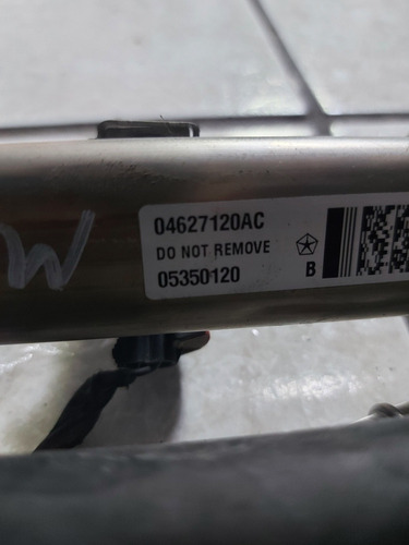 Riel Con Inyectores Dodge Dart 2013 04627120ac Ml549 (Usado)