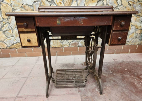 Maquina De Coser Singer (Usado)