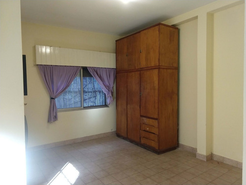 Vende Ph 5 Amb. Patio, Cochera Terraza
