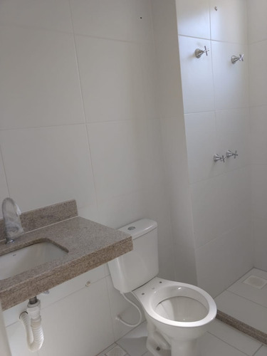 Aconchegante Apto De 02 Quartos C/suíte Em Maruipe - Aby2001529