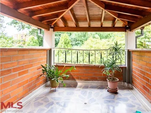 Casa Tranquila En Excelente Sector.(mls#235167)
