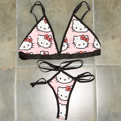 ropa interior hello kitty