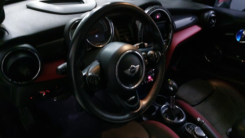 Mini John Cooper Works 2.0 JOHN COOPER WORKS HOT CHILI AT