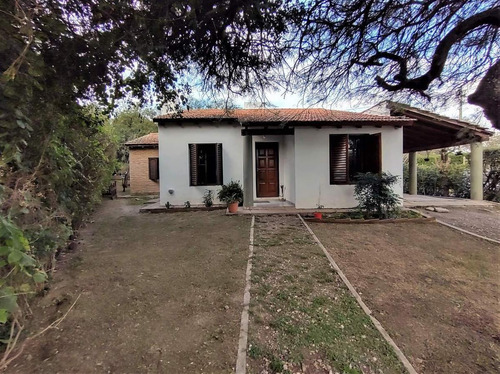 Imagen 1 de 21 de Casa 3 Dormitorios En Venta Villa Allende Golf
