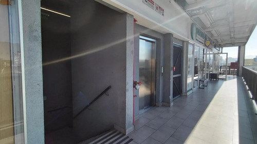 Gran Oportunidad Comercial Cerca De Metro Y Servicios