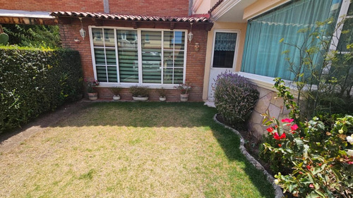 Casa En Venta Metepec Centro Edo. Mex Estilo Mexicano 3 Rec 2.5 Baños 3 Estacionamientos