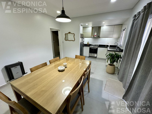 Casa En Moron Sur 3 Amb Escritorio Quincho