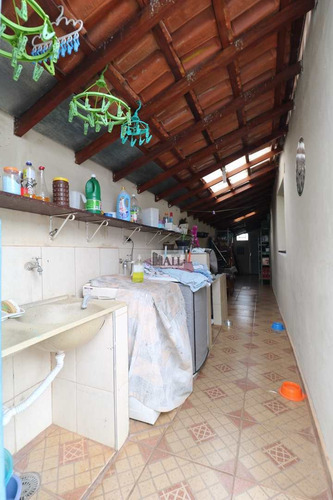 Casa À Venda No Sinibaldi Com 3 Quartos, 2 Vagas - V7164