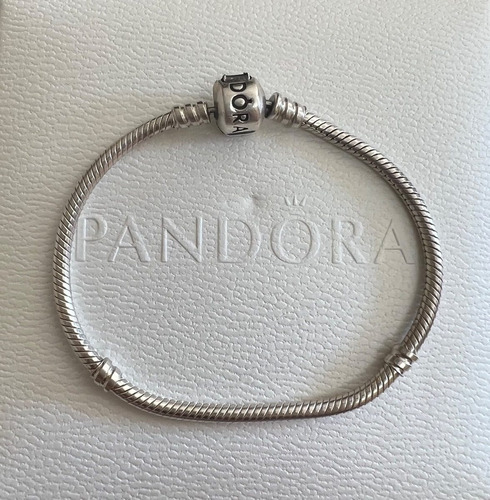 Brazalete Pandora Original Talla 17 Cm, Detalle En El Cierre