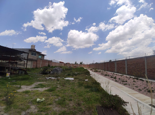 Venta De Terreno Para Desarrolladores 1950m2 En Ocotitlan Metepec