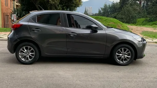 Mazda 2 1.5 Touring