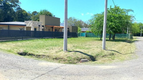 Imagen 5 de 7 de Terreno En Venta - 446mts2 - Villa Elisa