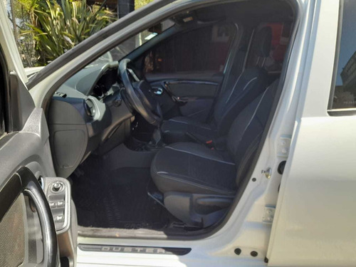 Imagen 8 de 14 de Renault Duster Oroch 2.0 Privilege 2017