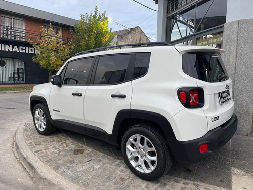 Jeep Renegade 1.8 Sport Plus