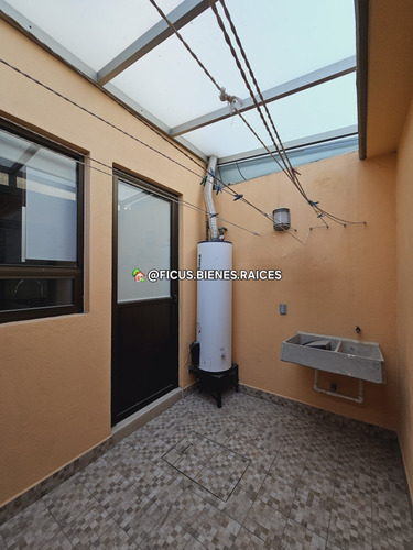 Casa En Venta En Calimaya, Residencial Valle De Las Fuentes