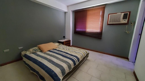 Imagen 10 de 17 de Apartamento En Venta El Bosque Valencia Carabobo