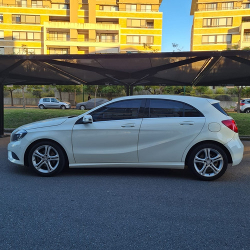 Mercedes Benz A200