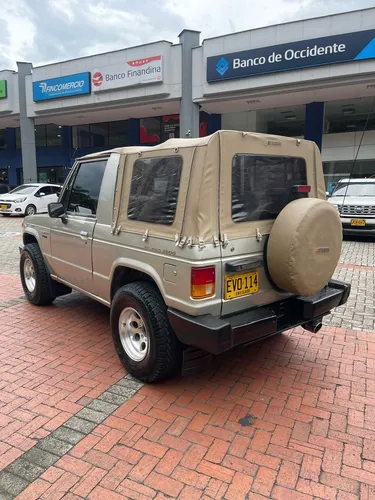 Mitsubishi Montero 2.6 L042 Lona