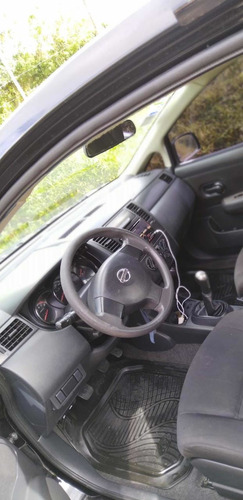 Imagen 7 de 8 de Nissan Tiida Sedan