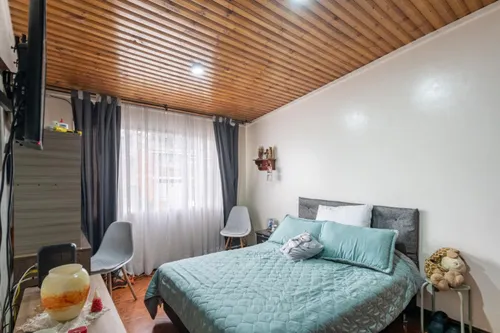 Casa En Venta En Los Naranjos. Cod V21519