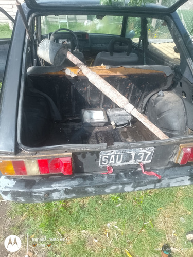 Auto Fiat 147 , Color Negro Algunos Detalles F.bateria