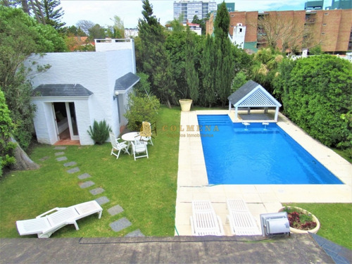 Encantadora Casa A Pasos De La Mansa!- Ref: 2496