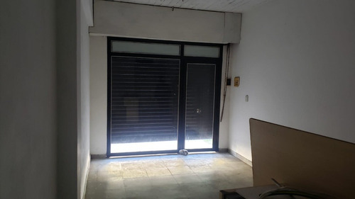 Venta De 3 Departamentos Mas Dos Locales Comerciales