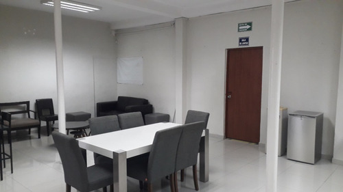 Imagen 24 de 27 de Oficinas Amuebladas En Industrias