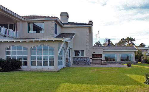 Casa De 8 Dormitorios - Playa Mansa - Punta Del Este