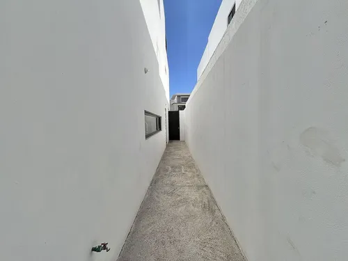 Casa En Zibata Querétaro Con Alberca