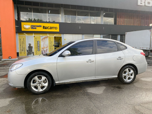 Imagen 5 de 25 de Hyundai Elantra Supreme Gls 2011