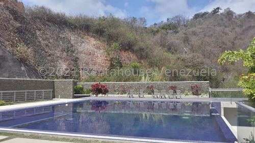 Imagen 2 de 5 de 22-16135. A Estrenar Con Materiales De Primera, Piscina. Conjunto Cerrado En Terrazas Santa Fe.