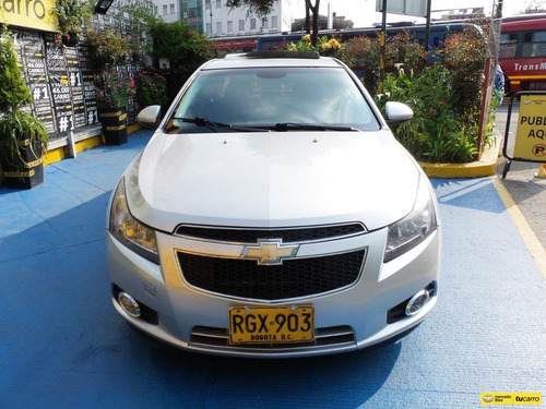 Imagen 2 de 25 de Chevrolet Cruze