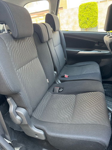 Toyota Avanza 1.5 Le At