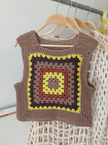 Top Tejido A Mano Crochet Marrón Amarillo Remera Musculosa 
