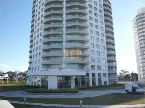 Imagen 12 de 30 de Apartamento Con Excelentes Servicios