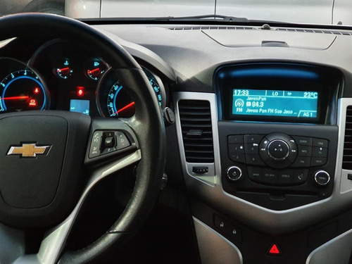 Imagem 7 de 9 de Chevrolet Cruze Hb Sport Lt 1.8 16v Flex Mec