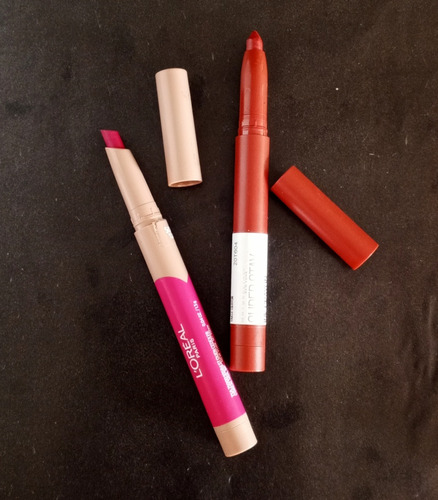 Crayones De Labios Y Delineadores